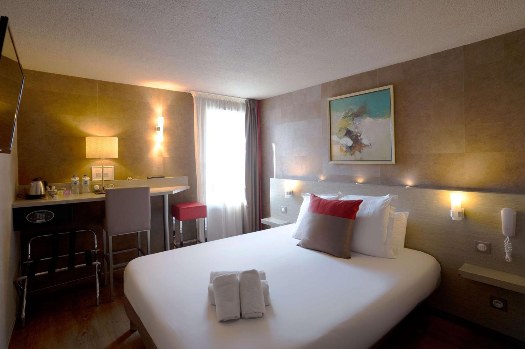 Best Western L'Atelier 117 Maubeuge Exterior foto